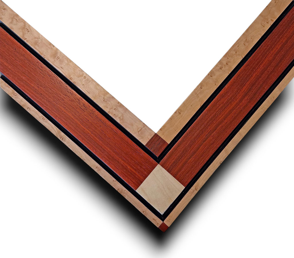 Arcobaleno 90, Placage érable moucheté padouk